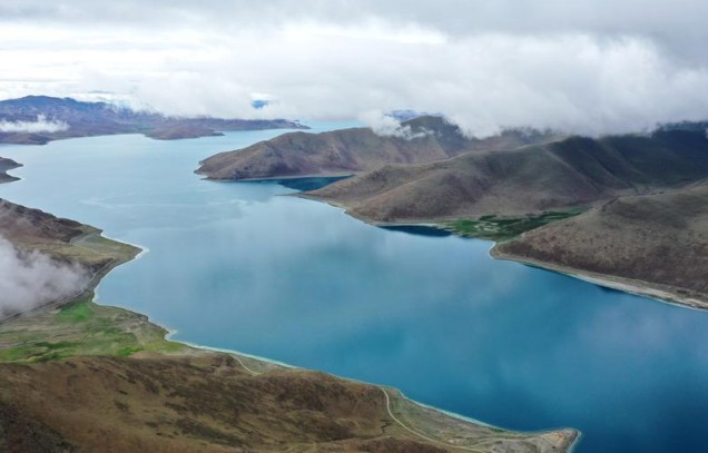 IARRP team develops watershed-scale stream temperature model and proposes simulation method to assess the impact of glacier meltwater runoff on stream temperature